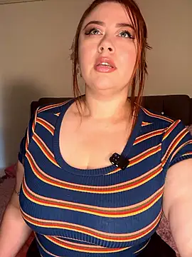 maddy Bloomm online show from 01.15.26