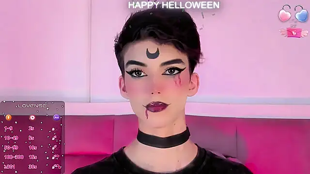 Snapshot of Baby_FenixTS chatting on 10.31.25 Baby FenixTS online show from 10.31.25