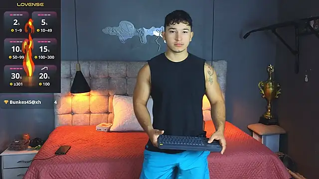 Horny nick18 online show from 10.22.25