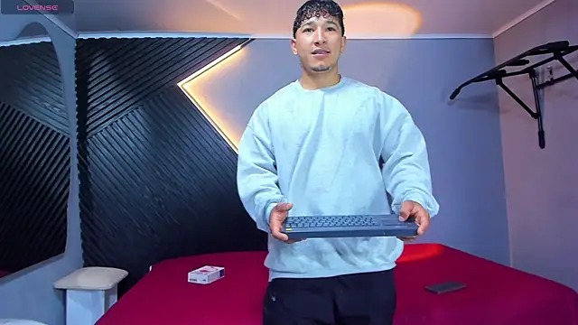 Horny nick18 online show from 03.30.26