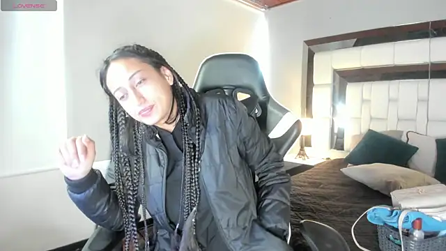 Adhara7 online show from 10.06.25