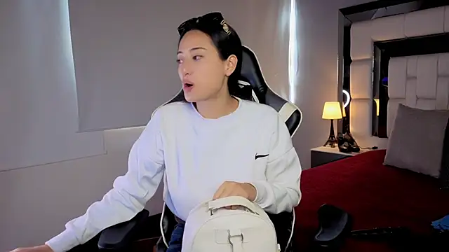 Snapshot of Adhara7 chatting on 02.05.26 Adhara7 online show from 02.05.26