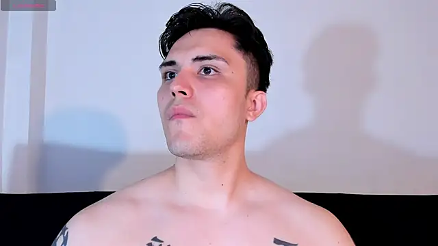 Snapshot of jasonxd9898 chatting on 11.11.25 jasonxd9898 online show from 11.11.25