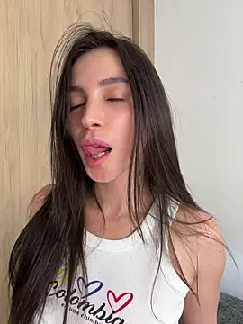 karinasantos  online show from 05.16.26