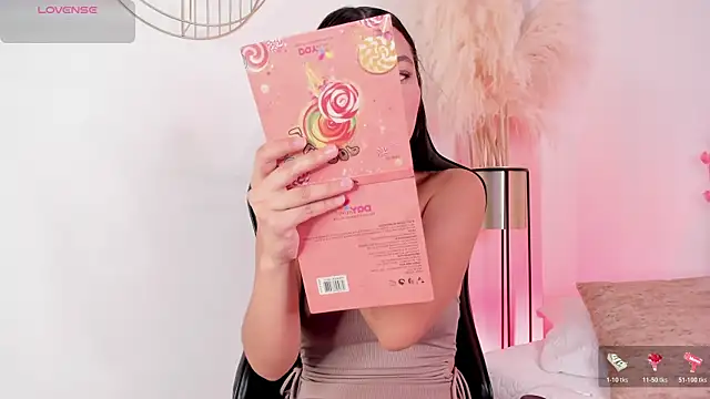 MartinnaGreco online show from 11.21.25