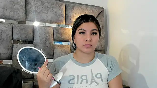 Mariia Josee online show from 10.15.25