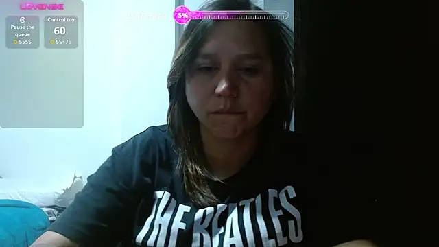 Snapshot of haashkyo chatting on 10.14.25 haashkyo online show from 10.14.25