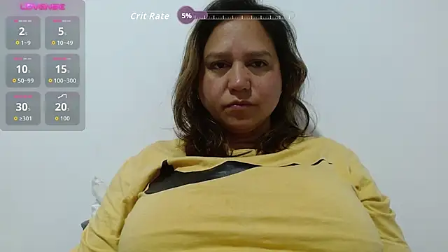 Snapshot of haashkyo chatting on 11.04.25 haashkyo online show from 11.04.25