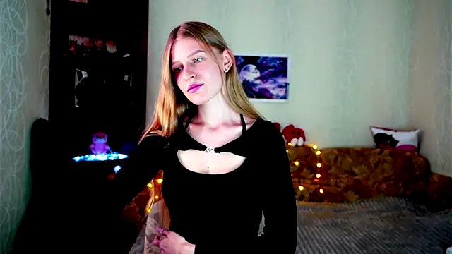 Luntryy online show from 10.03.25