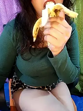 Ishani Baby online show from 12.17.25