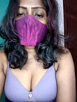 Snapshot of Tamil_kavinila chatting on 10.29.25 Tamil kavinila online show from 10.29.25