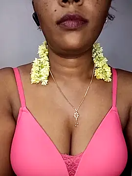 Snapshot of Tamil_kavinila chatting on 11.02.25 Tamil kavinila online show from 11.02.25