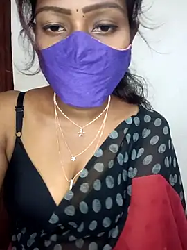 Snapshot of Tamil_kavinila chatting on 11.05.25 Tamil kavinila online show from 11.05.25