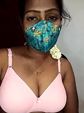 Snapshot of Tamil_kavinila chatting on 11.11.25 Tamil kavinila online show from 11.11.25