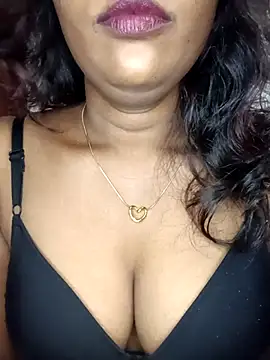 Snapshot of Tamil_kavinila chatting on 11.13.25 Tamil kavinila online show from 11.13.25