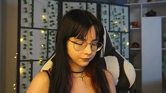 BereniceBattersby online show from 09.28.25