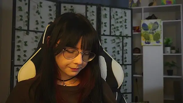 BereniceBattersby online show from 10.03.25