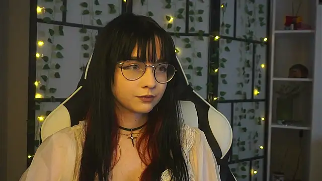 BereniceBattersby online show from 10.07.25