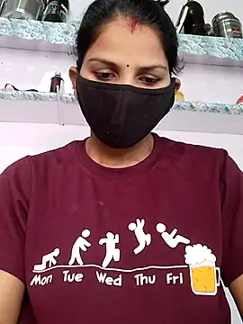 Snapshot of poojam93 chatting on 11.30.25 poojam93 online show from 11.30.25