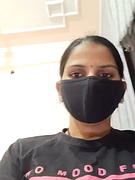 Snapshot of poojam93 chatting on 12.15.25 poojam93 online show from 12.15.25