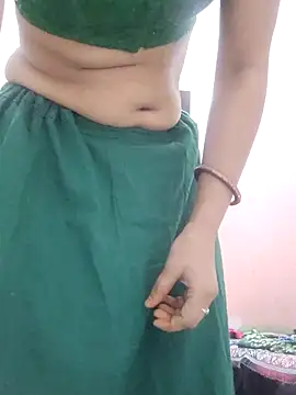 Snapshot of poojam93 chatting on 03.01.26 poojam93 online show from 03.01.26