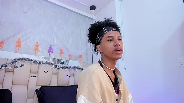 Johan gz  online show from 10.11.25