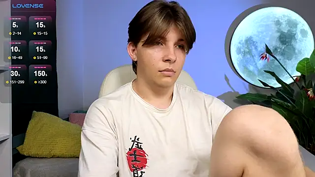 Snapshot of Robby_Manson chatting on 10.06.25 Robby Manson online show from 10.06.25