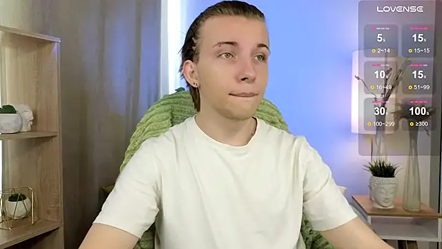 Snapshot of Robby_Manson chatting on 11.08.25 Robby Manson online show from 11.08.25