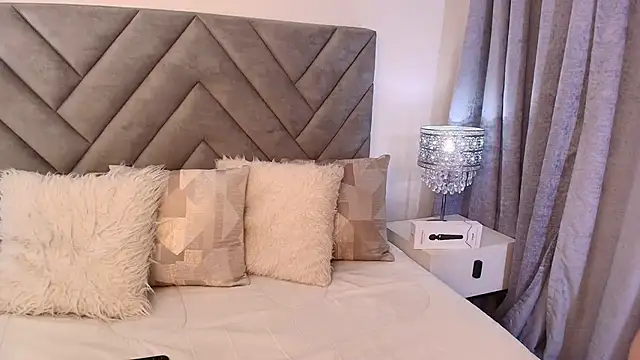 sara owens7 online show from 04.16.26