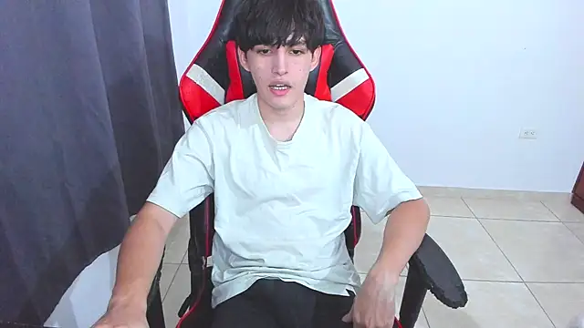 Snapshot of eren_188 chatting on 09.11.25 eren 188 online show from 09.11.25