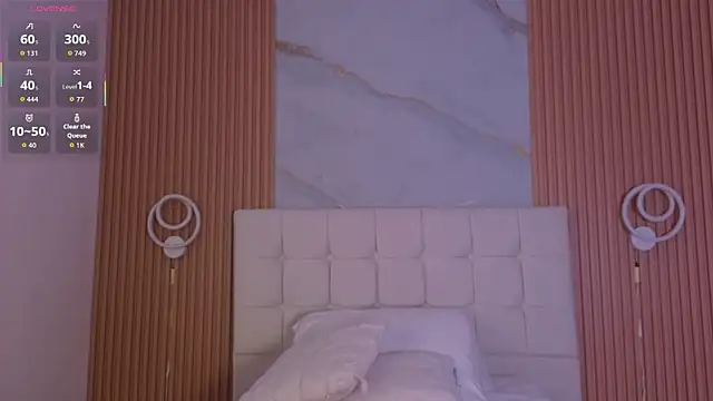 Snapshot of mia_2406_ chatting on 10.05.25 mia 2406 online show from 10.05.25