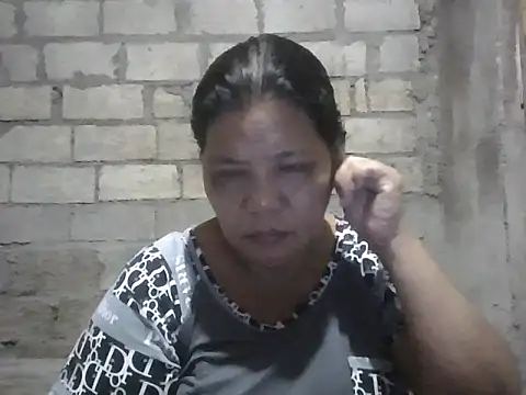 Snapshot of xxbernxxx chatting on 09.23.25 xxbernxxx online show from 09.23.25