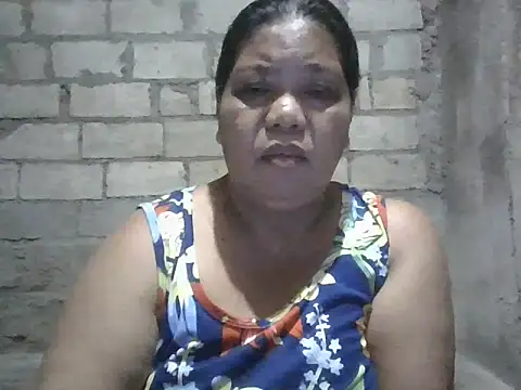 Snapshot of xxbernxxx chatting on 10.16.25 xxbernxxx online show from 10.16.25