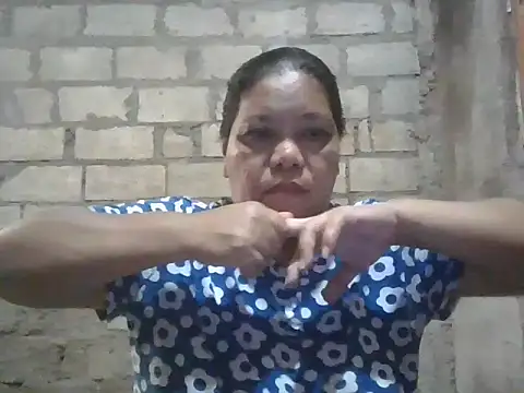 Snapshot of xxbernxxx chatting on 10.18.25 xxbernxxx online show from 10.18.25