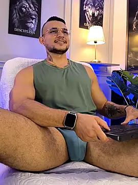 Marco Vega online show from 04.08.26