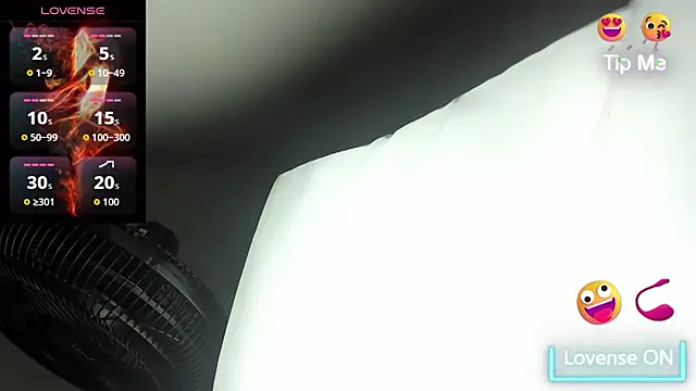 Snapshot of sweet__vanessa1 chatting on 09.25.25 sweet vanessa1 online show from 09.25.25