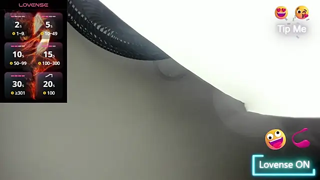 Snapshot of sweet__vanessa1 chatting on 10.16.25 sweet vanessa1 online show from 10.16.25