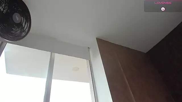 sweet  vanessa1 online show from 03.05.26