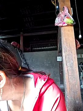 Snapshot of ngocngoc_cute chatting on 10.16.25 ngocngoc cute online show from 10.16.25