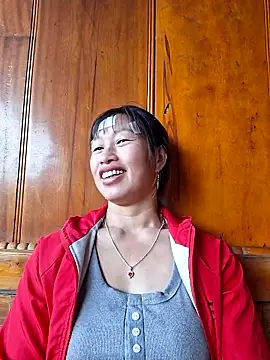 ngocngoc cute online show from 10.18.25