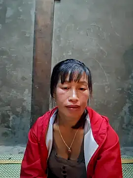 Snapshot of ngocngoc_cute chatting on 10.23.25 ngocngoc cute online show from 10.23.25