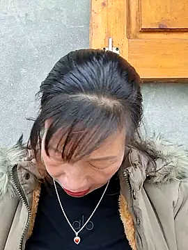 Snapshot of ngocngoc_cute chatting on 11.02.25 ngocngoc cute online show from 11.02.25