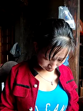 Snapshot of ngocngoc_cute chatting on 11.08.25 ngocngoc cute online show from 11.08.25