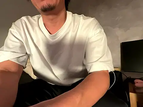 Snapshot of hamechannel chatting on 11.05.25 hamechannel online show from 11.05.25