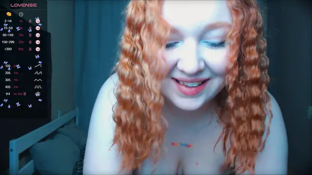 Snapshot of darlingeva1010 chatting on 10.06.25 darlingeva1010 online show from 10.06.25