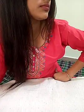 Snapshot of Neha_Tyagi chatting on 10.12.25 Neha Tyagi online show from 10.12.25