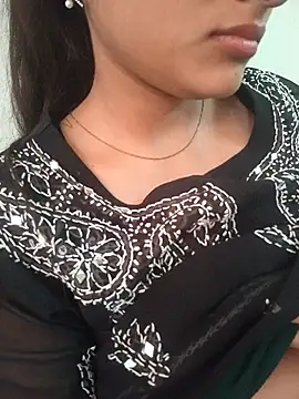 Snapshot of Neha_Tyagi chatting on 10.29.25 Neha Tyagi online show from 10.29.25