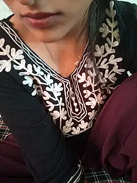 Snapshot of Neha_Tyagi chatting on 11.01.25 Neha Tyagi online show from 11.01.25