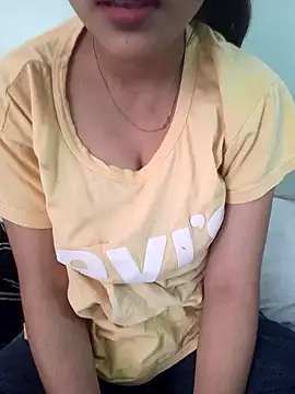 Snapshot of Neha_Tyagi chatting on 11.20.25 Neha Tyagi online show from 11.20.25