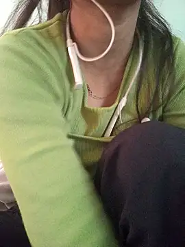 Snapshot of Neha_Tyagi chatting on 11.21.25 Neha Tyagi online show from 11.21.25